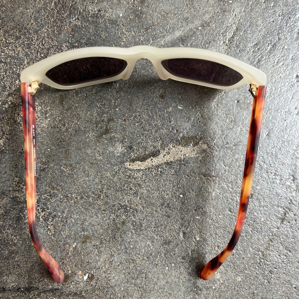 Vivienne Westwood Anglomania Sunglasses w/ Matte Frost frames & Tortoise Arms - Picture 6 of 10